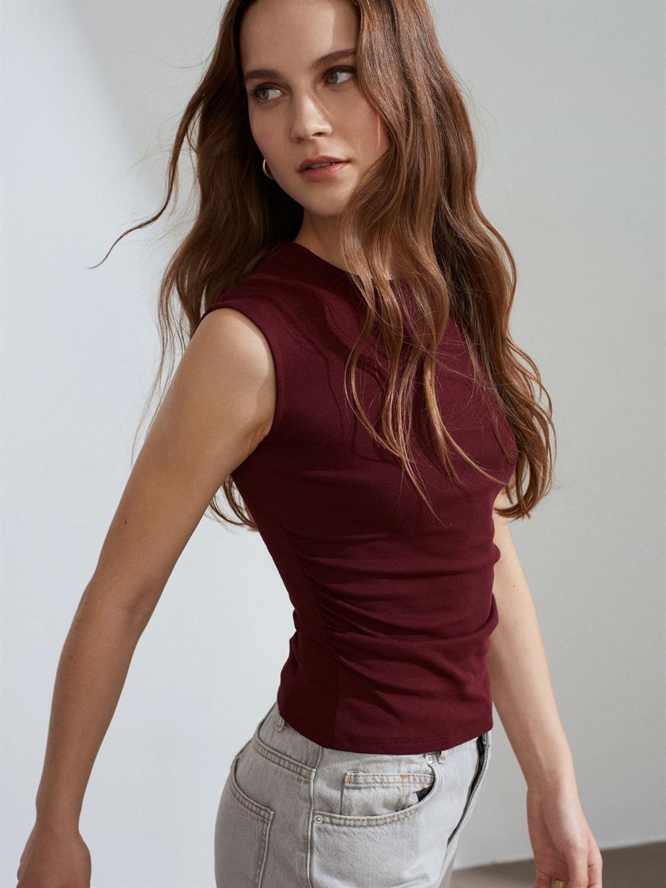 Sculpt Tee