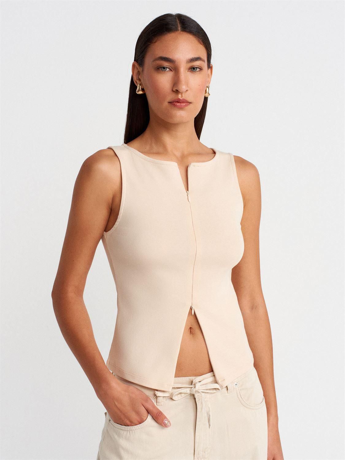 The Luxe Line Top(swipe for more colors )