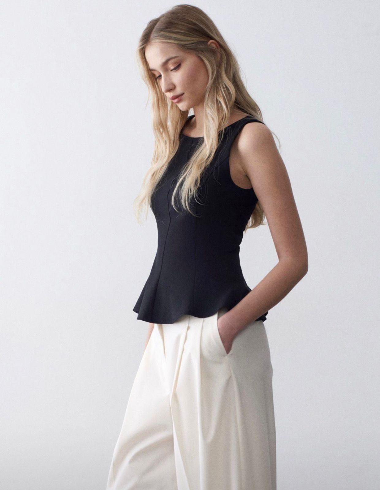 Sculpt & Flow Top