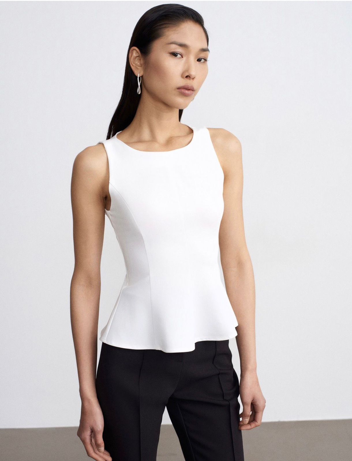 Sculpt & Flow Top