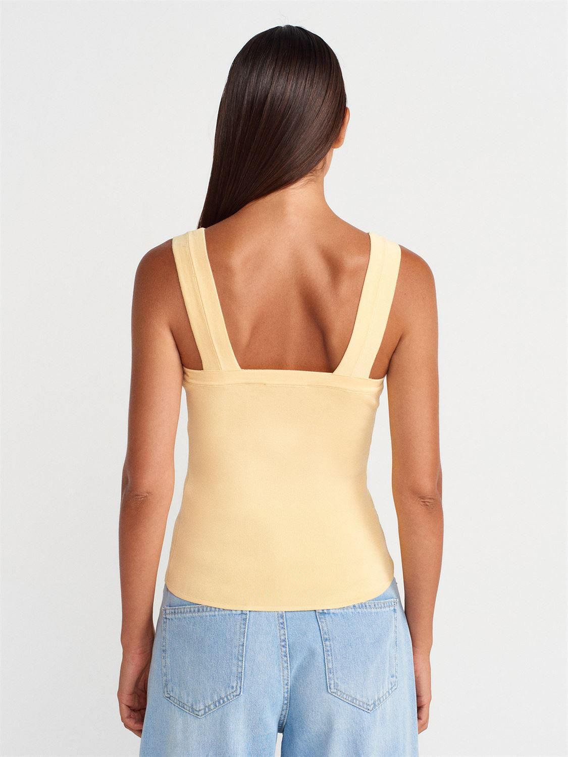 Sculpted Shoulder Tee