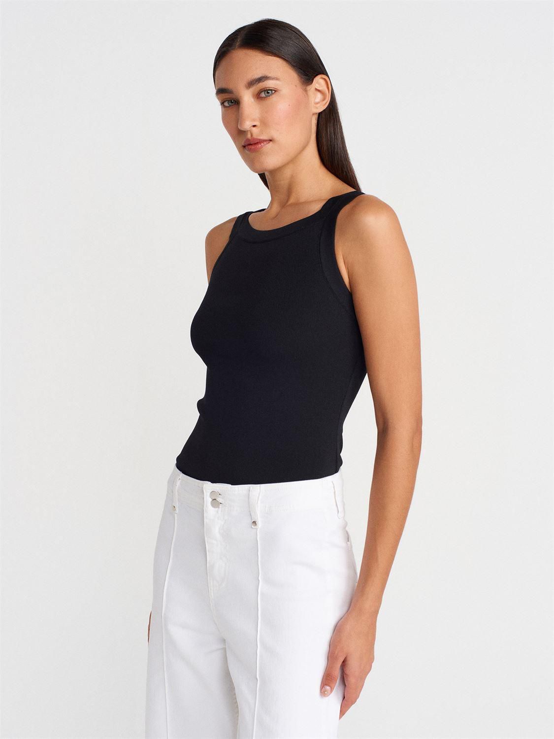 Sculpted Shoulder Tee