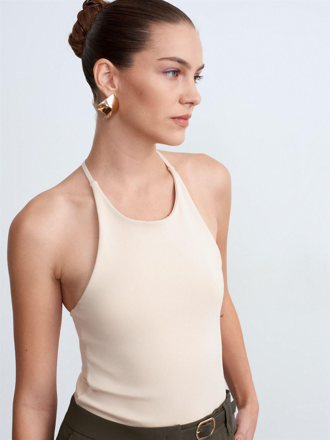 Soft Charm Halter